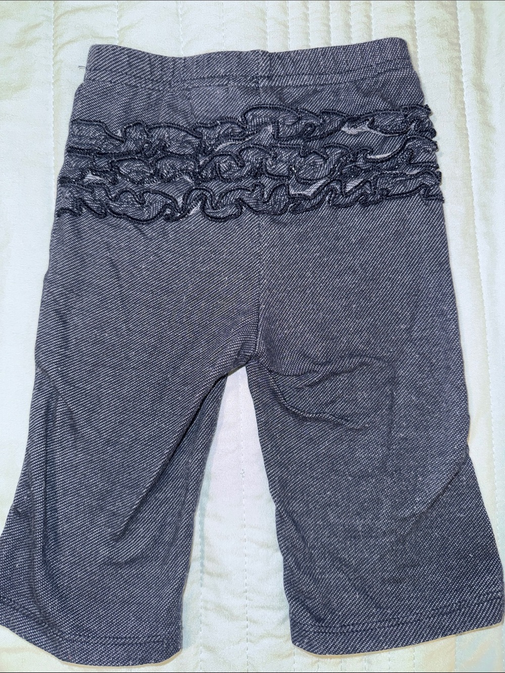 Jeggings with Ruffle Embellishment - Picture 3 of 6